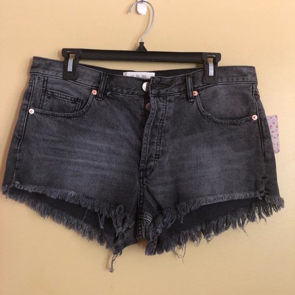 Free People Button fly Cut Off Shorts 30 & 31 - Picture 4 of 7